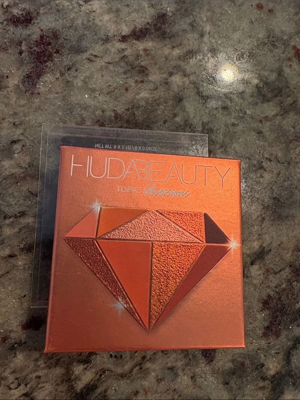 HUDA BEAUTY Topaz Obsessions Eyeshadow Palette - Copper Bronze Orange